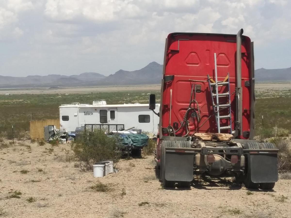 Camping At Desert Gardens Oasis At Lobo, Texas Van Horn Esterno foto